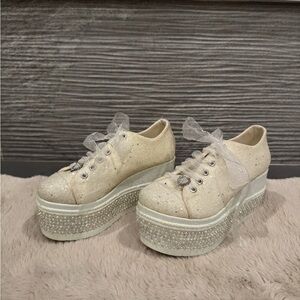 White / Cream Glitter Platform Sneakers